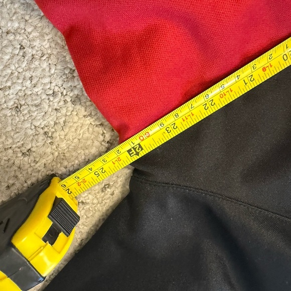 Men's XL soccer zip up EUC Black and Red Bomber Jacket with Emblem - Picture 11 of 11